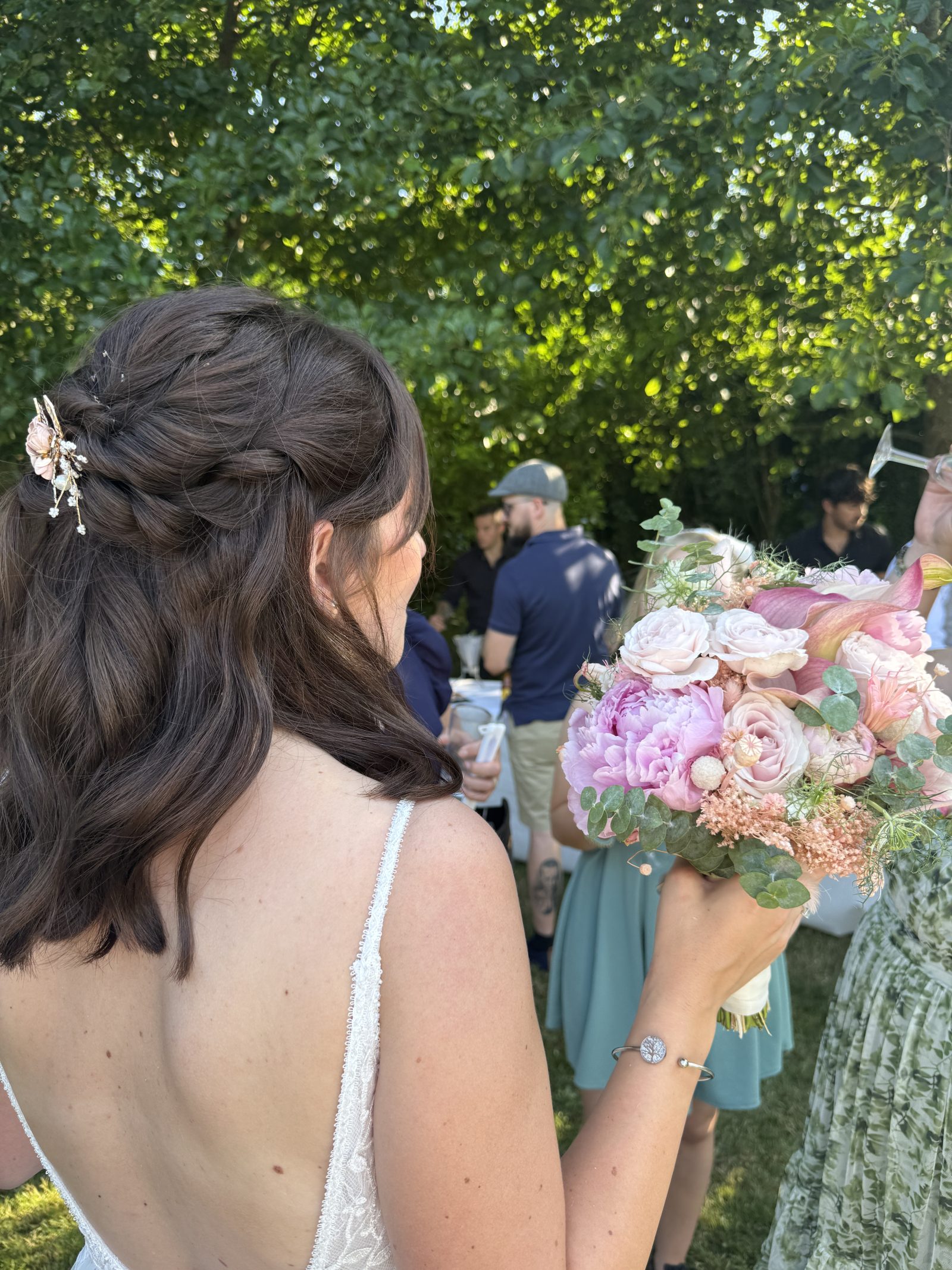 Bouquets de mariée de saison livré à Brou sur Chantereine