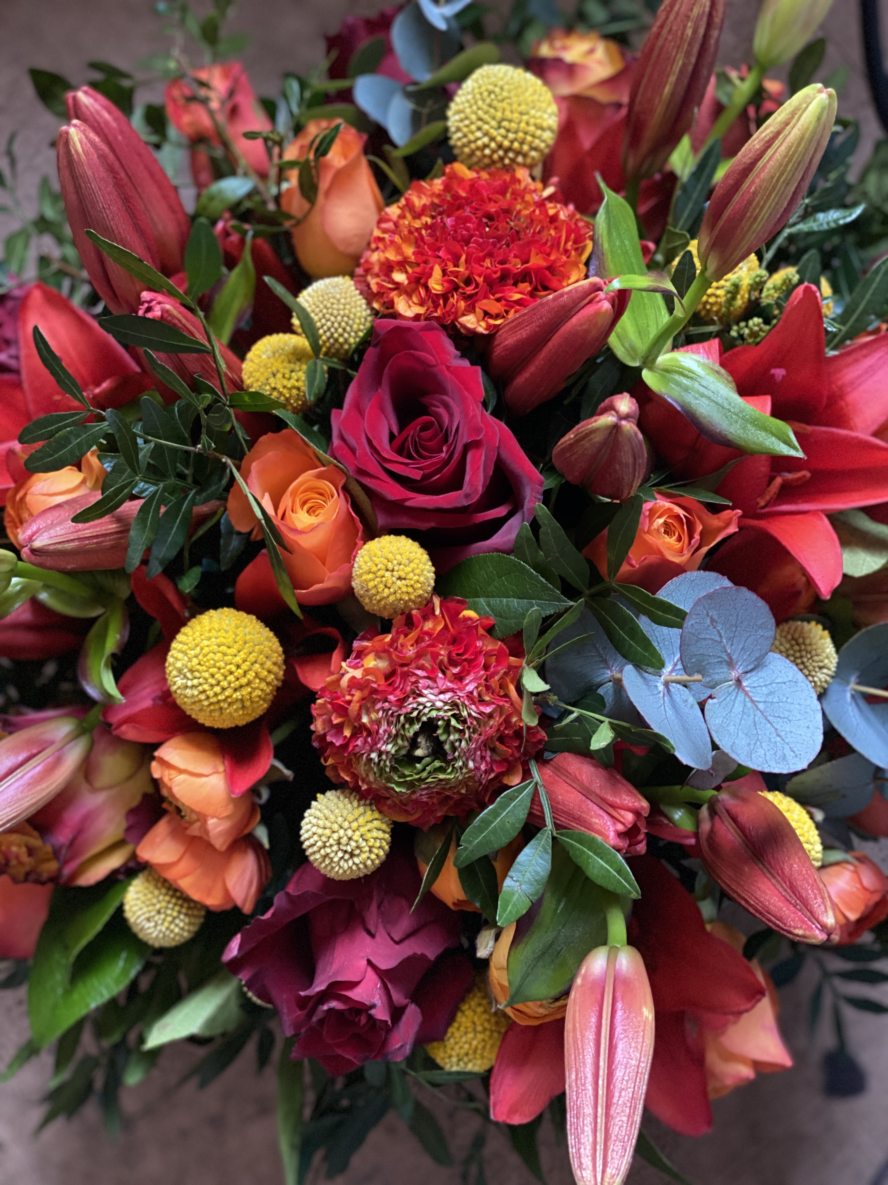 Bouquet de fleurs rouges